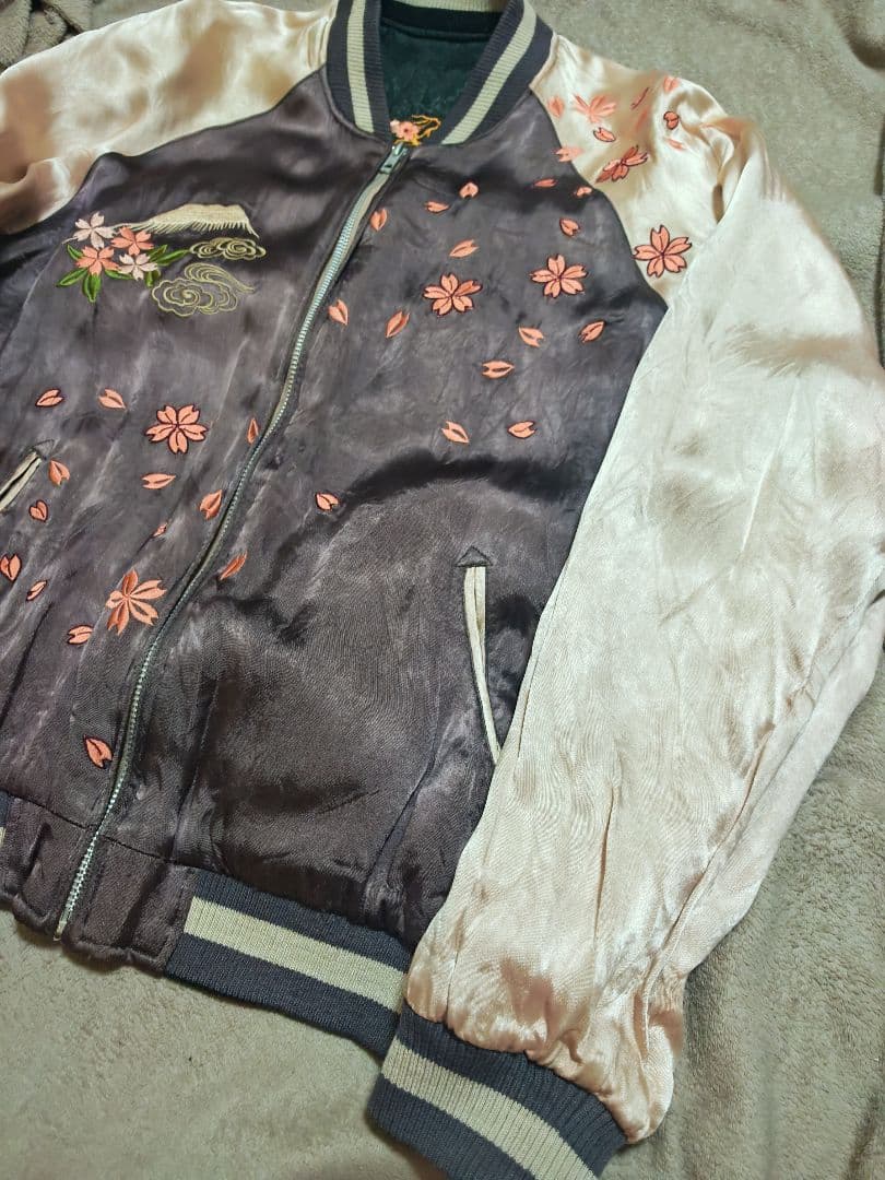 百花繚乱 スカジャン 日本限定　レーヨン 桜刺繍 unisex