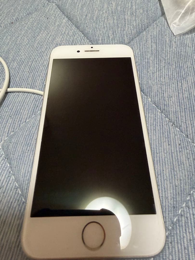 Apple iPhone 8 256GB送料込