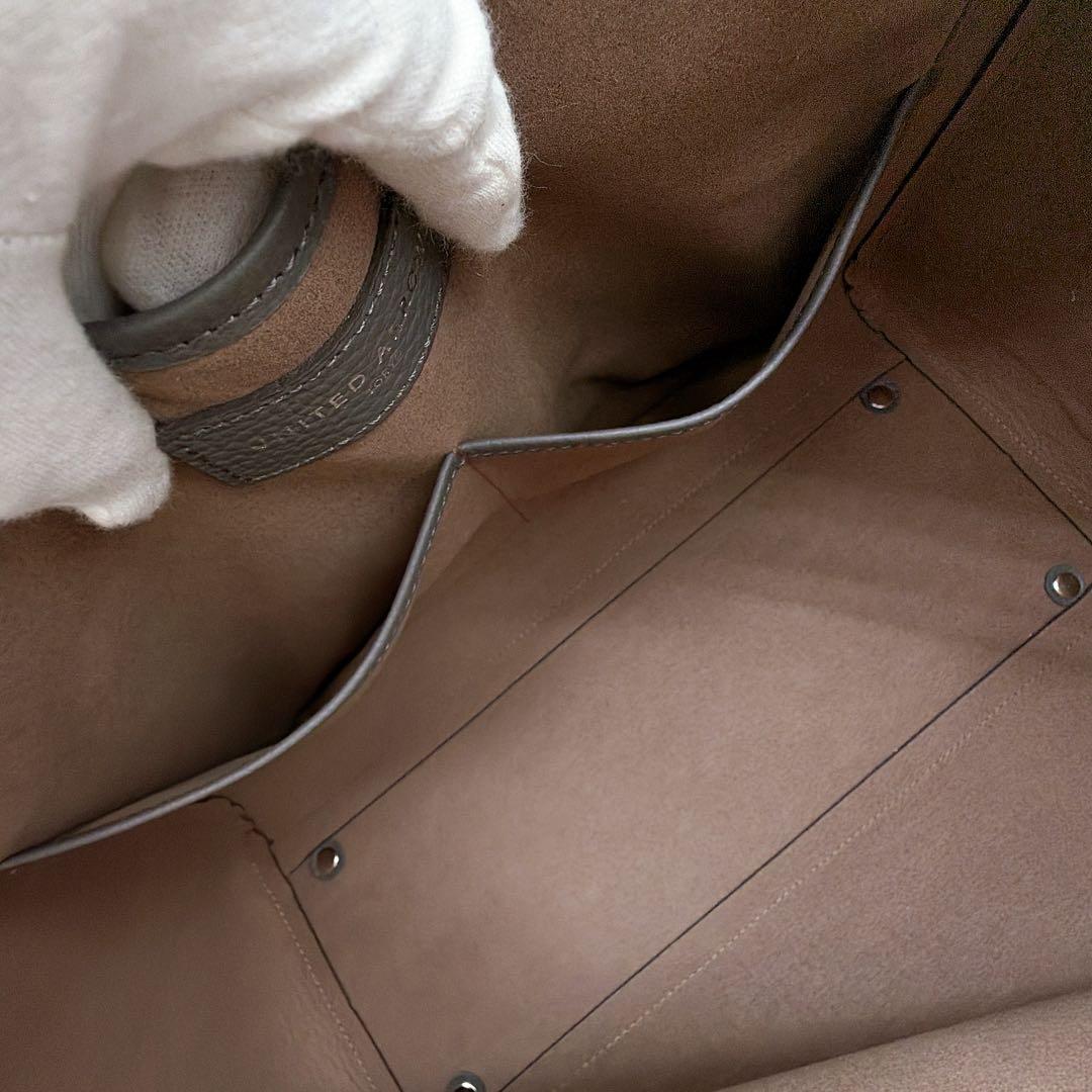 極美品【ユナイテッドアローズ】レザートートバッグ シボ革 大容量 zip仕様