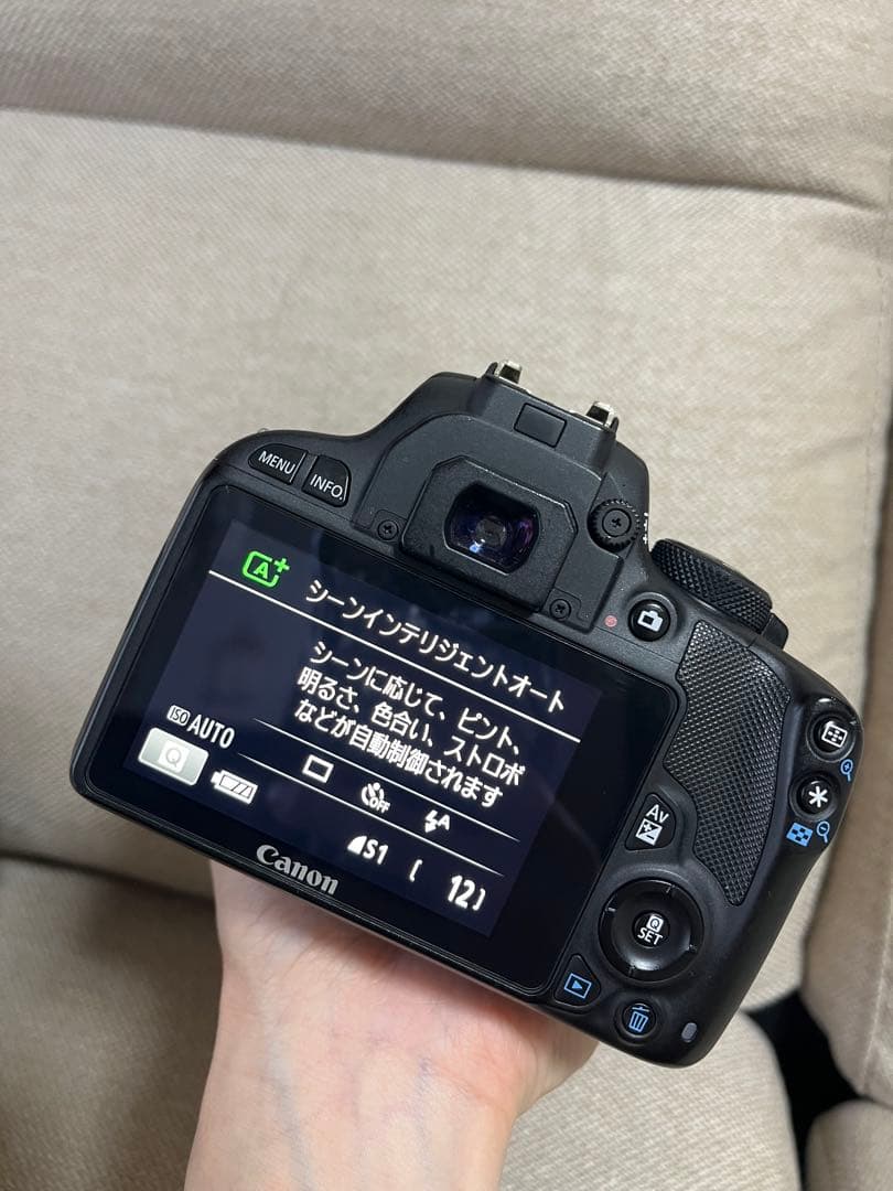 Canon EOS Kiss X7 本体　ダブルズームキット