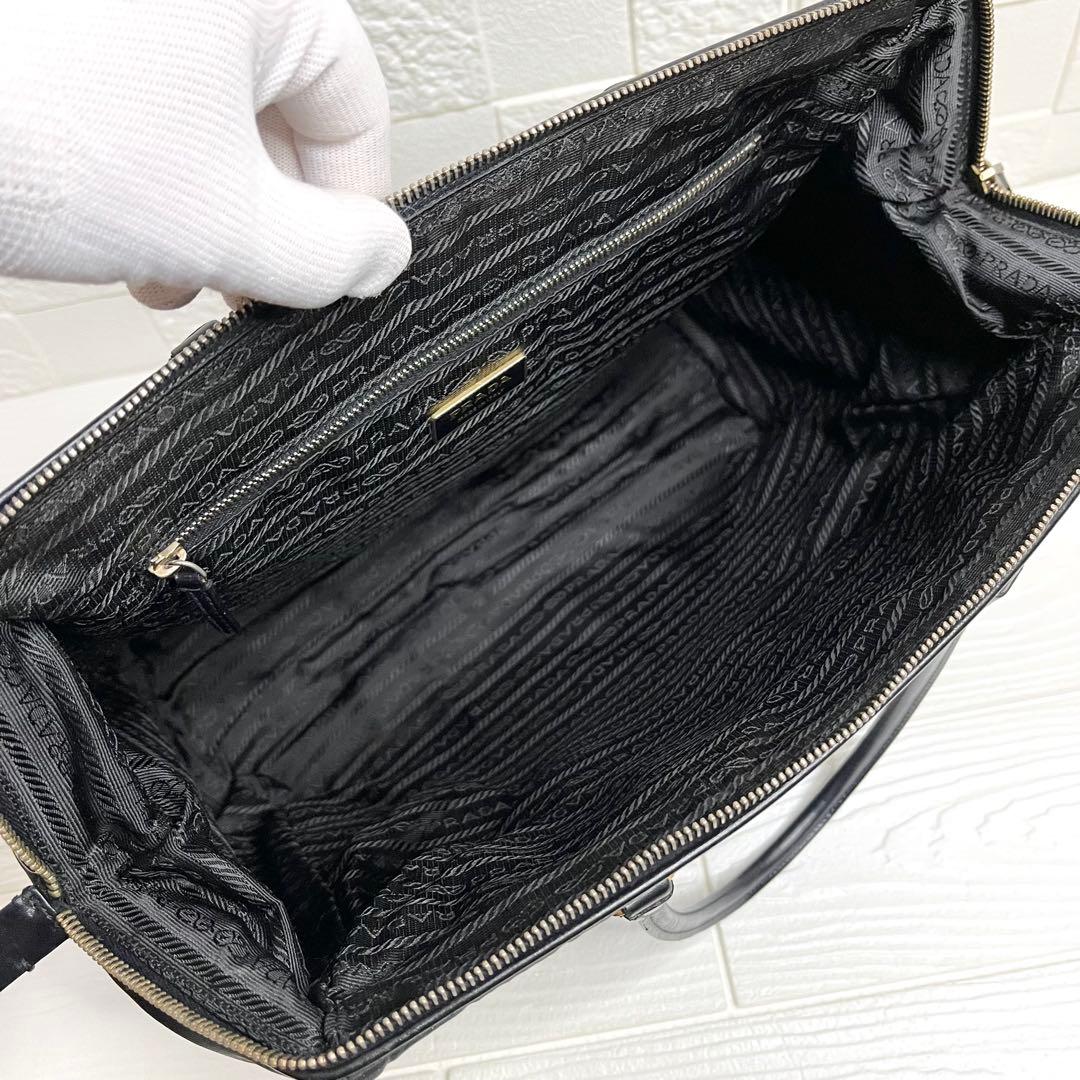 ✨美品✨☘️PRADA☘️✨トートバッグ✨三角ロゴ✨ナイロンレザー✨ゴールド金具✨