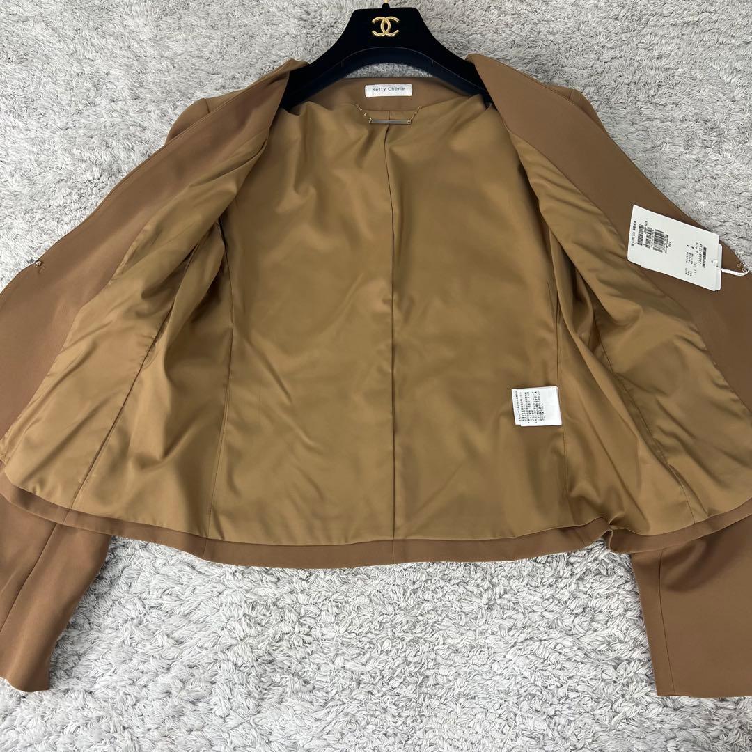 【新品未使用】Ketty Cherie ノーカラーパンツスーツ　セットアップ　L