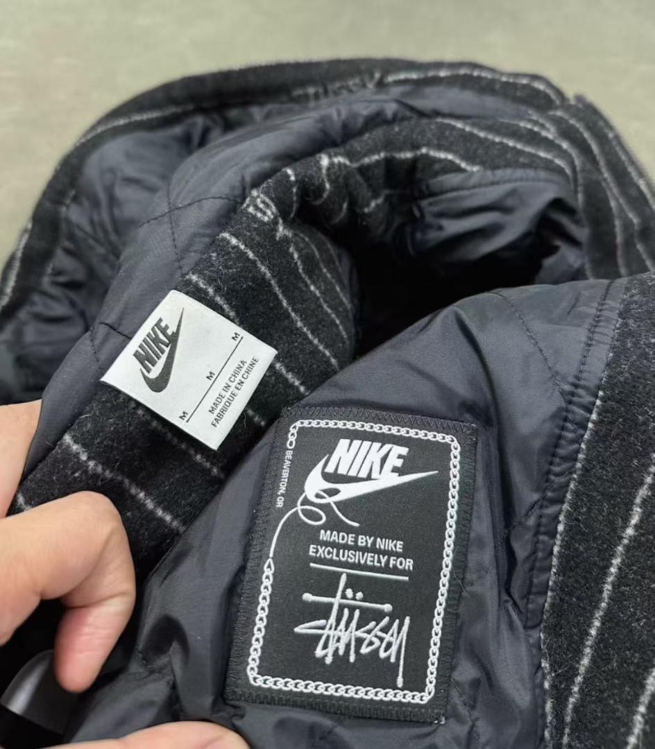美品Stussy x Nike ストライプ柄ジャケット M
