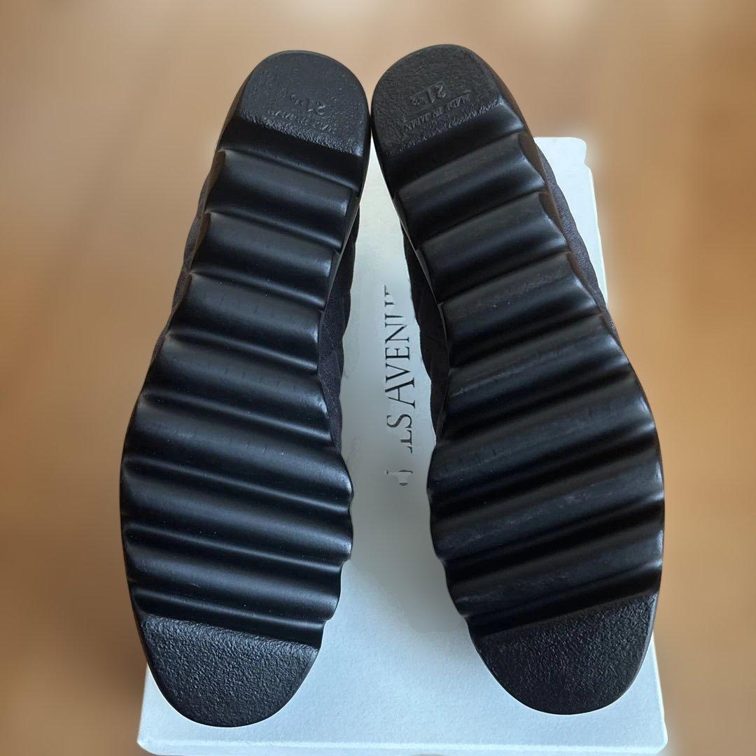 HILLS AVENUE キルティングパンプス グレー