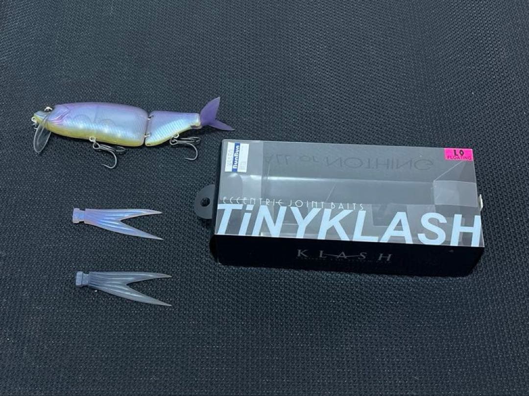 DRTタイニークラッシュ LOW プロブルー