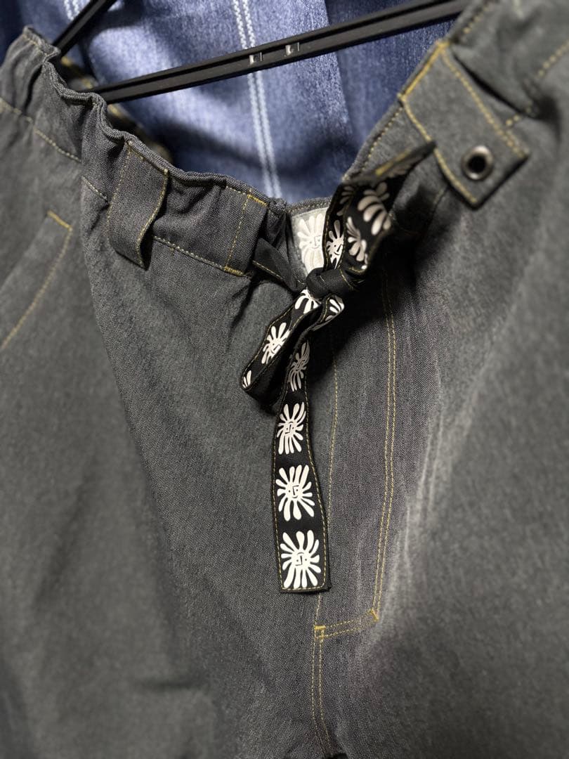 686 スノボーウェア　ジャケット+ズボンセット