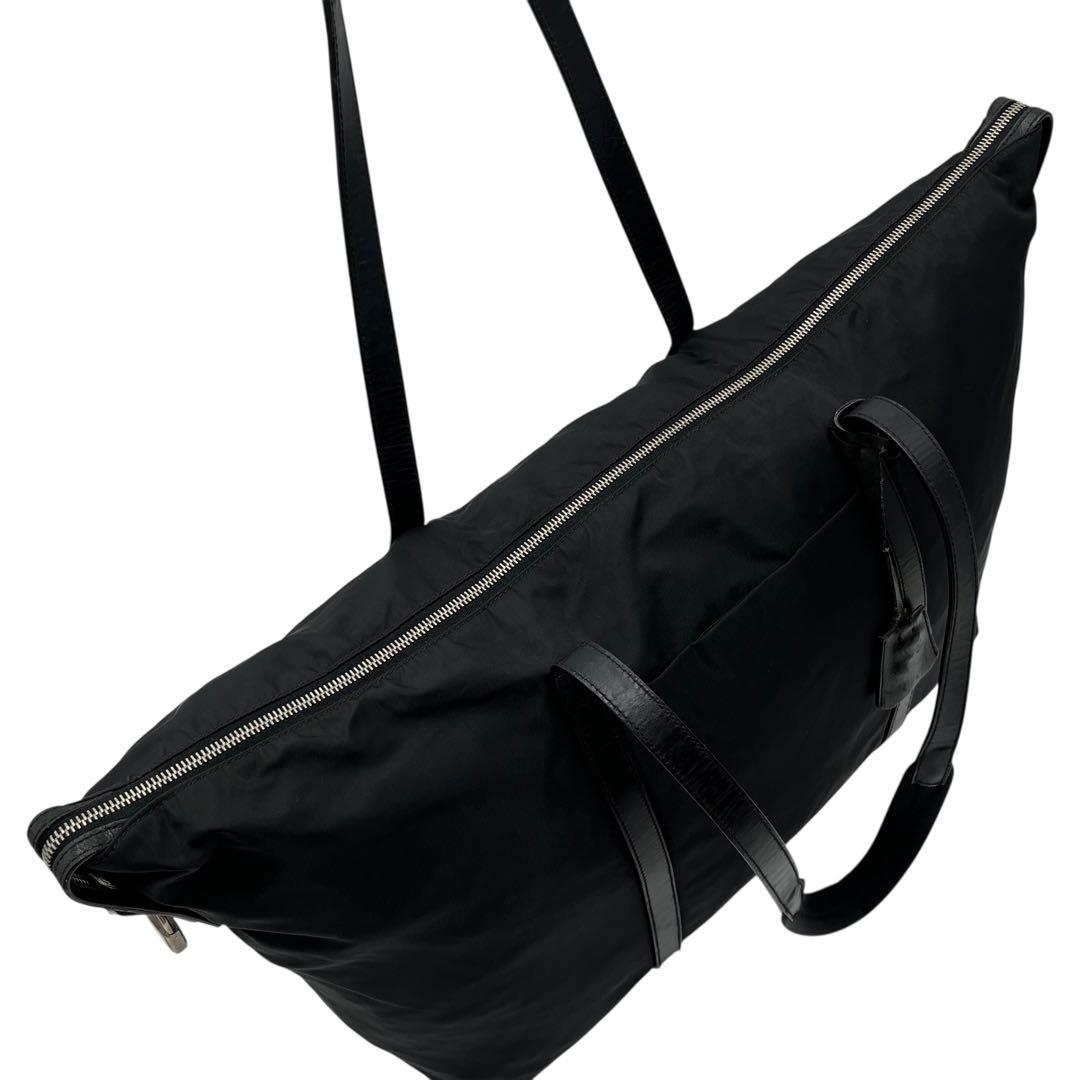 PRADA プラダ　ボストンバッグ　トートバッグ　大容量　旅行バッグ　ナイロン