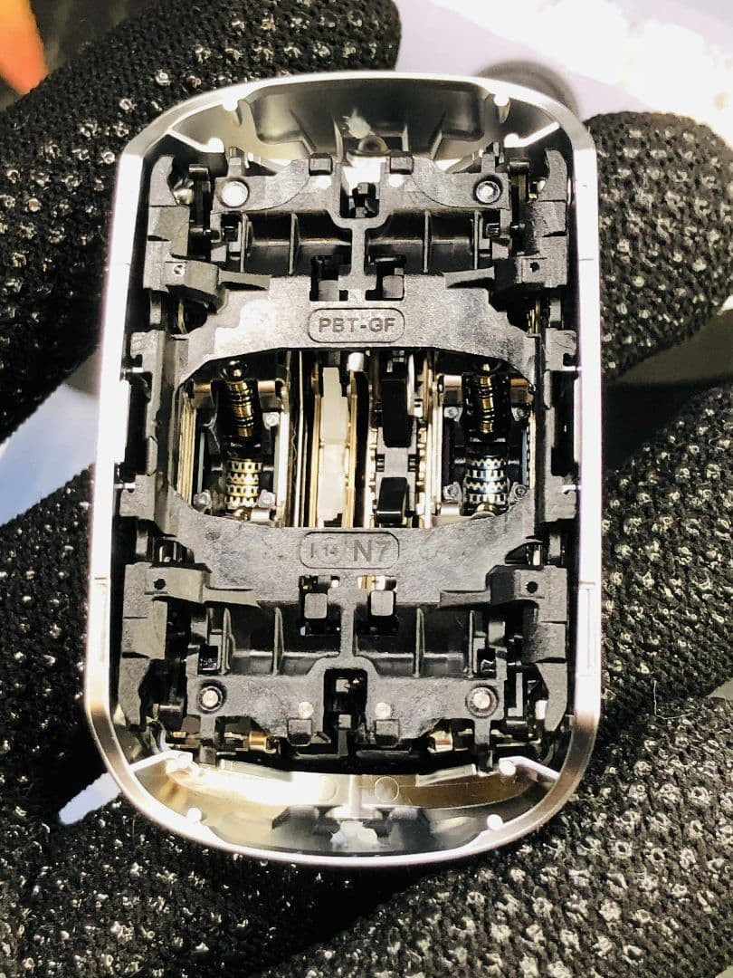 【展示、未使用品】Braun S9 PRO+ 9577ccメンズ電気シェーバー