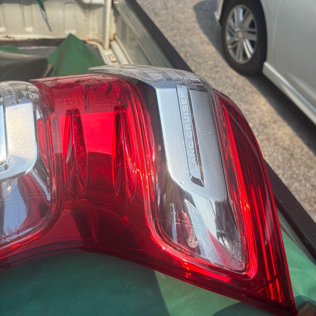 TOYOTA LAND CRUISER ランクル　テールランプ クリアテールなし