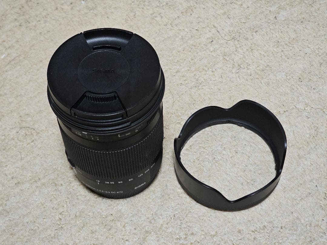 中古品SIGMA 18-300mm F3.5-6.3 HSM (キヤノンEF用)