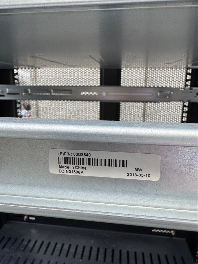 【専用】サーバーラック 100-SV002 19インチ 24U