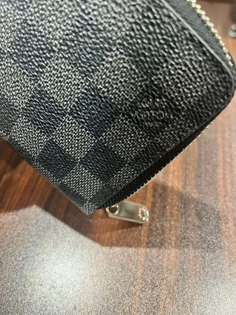 Louis Vuitton ルイヴィトン ダミエ ジッピーウォレット 長財布