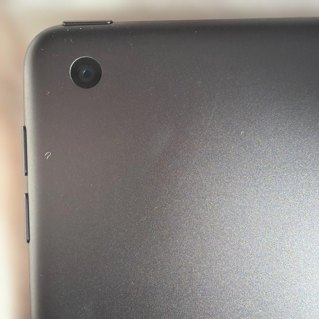 iPad (第7世代) スペースグレー 本体