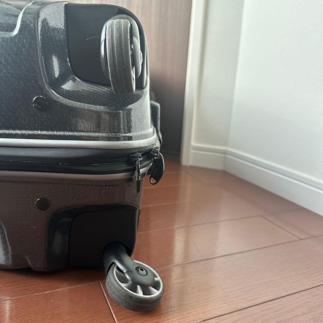 美品　サムソナイトの大型軽量スーツケース
