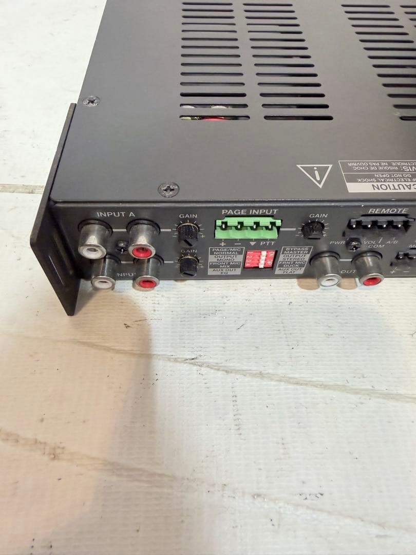 BOSE IZA190-HZ コンパクトパワーアンプ