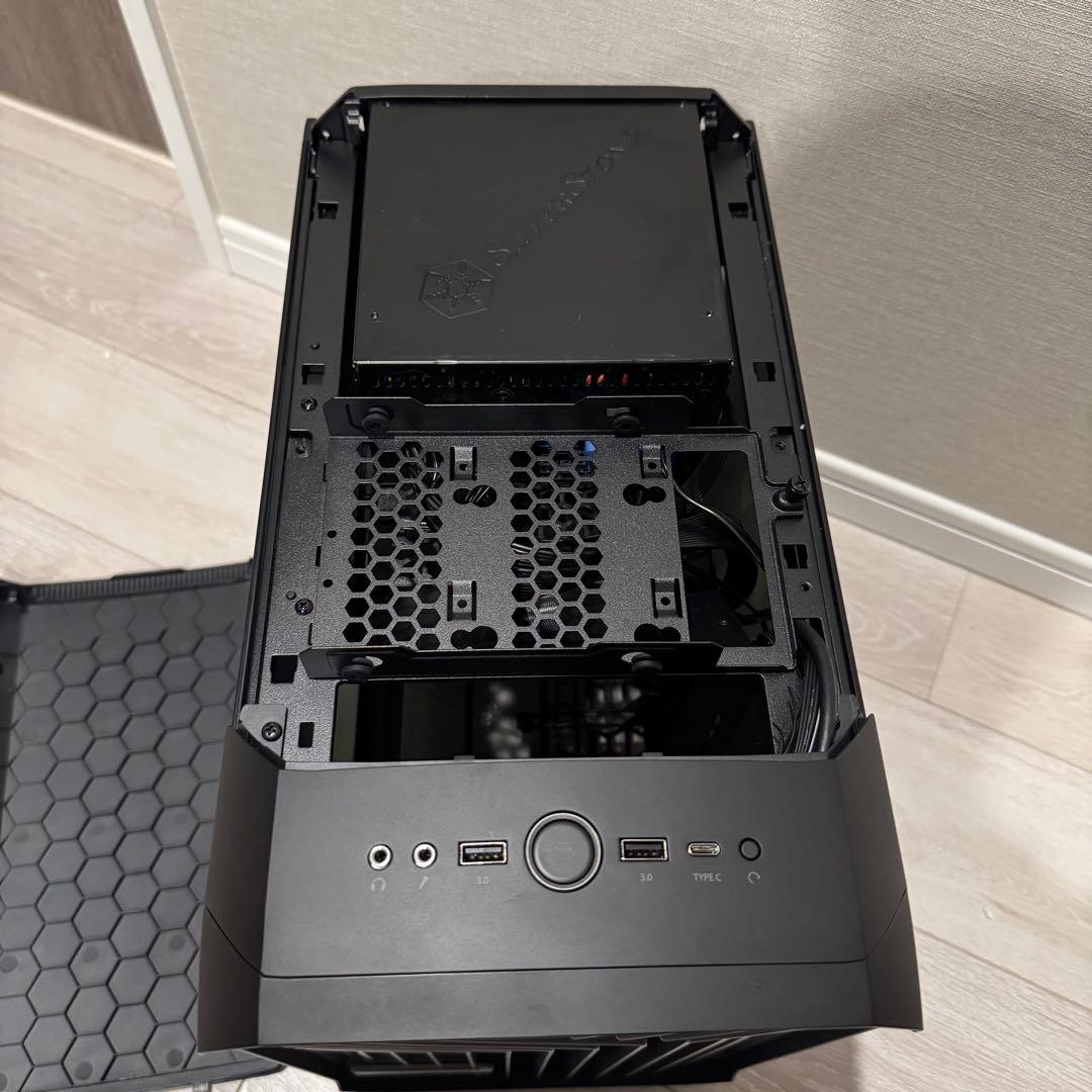 Fractal Design Torrent Nano ケース＋750w電源付き