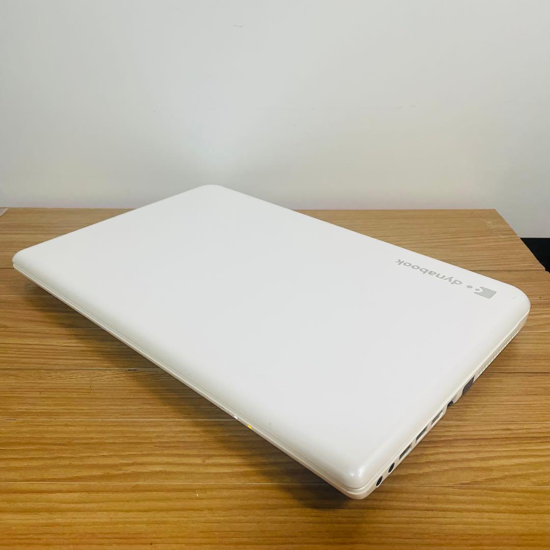 ホワイトSSD東芝ノートパソコン　Windows11オフィスカメラDVD