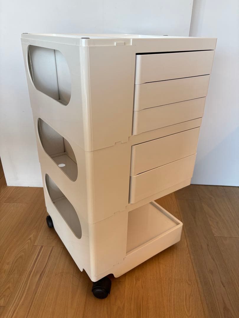 ジョエ・コロンボ　ボビーワゴン 3段5トレイ