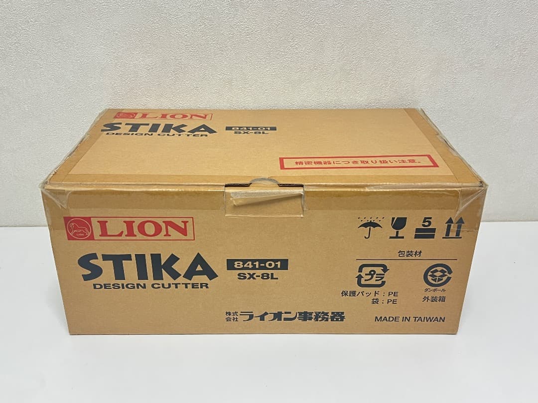 Lion Stika Roland SX-8L カッティングマシン