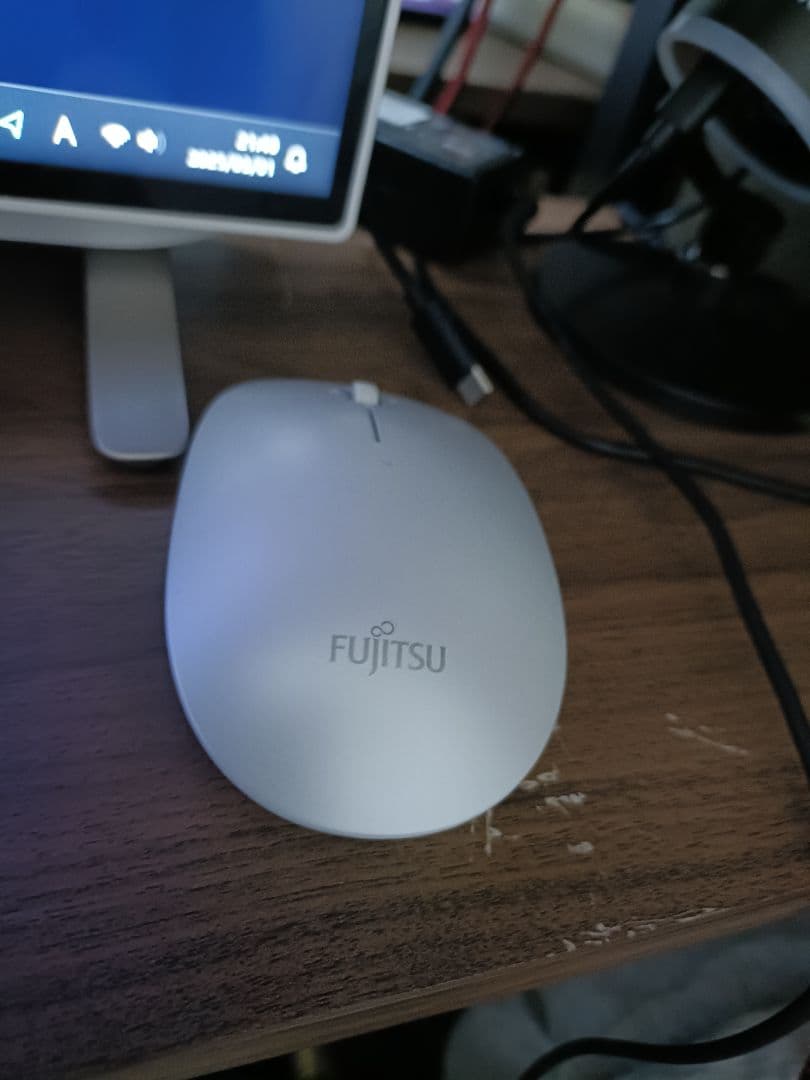 富士通　FUJITSU ESPRIMO FH60