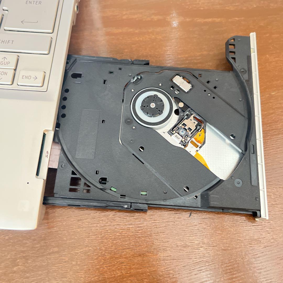 カメラ付PC✨ノートパソコン　windows11✨オフィス付き✨小型軽量✨東芝