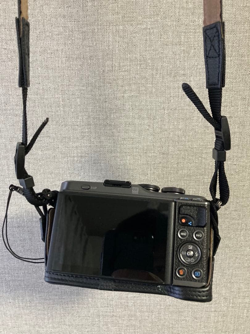 美品セットOLYMPUS オリンパス ミラーレス一眼カメラ PEN E-PL10