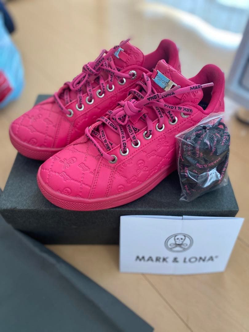 MARK & LONA ピンク スニーカー
