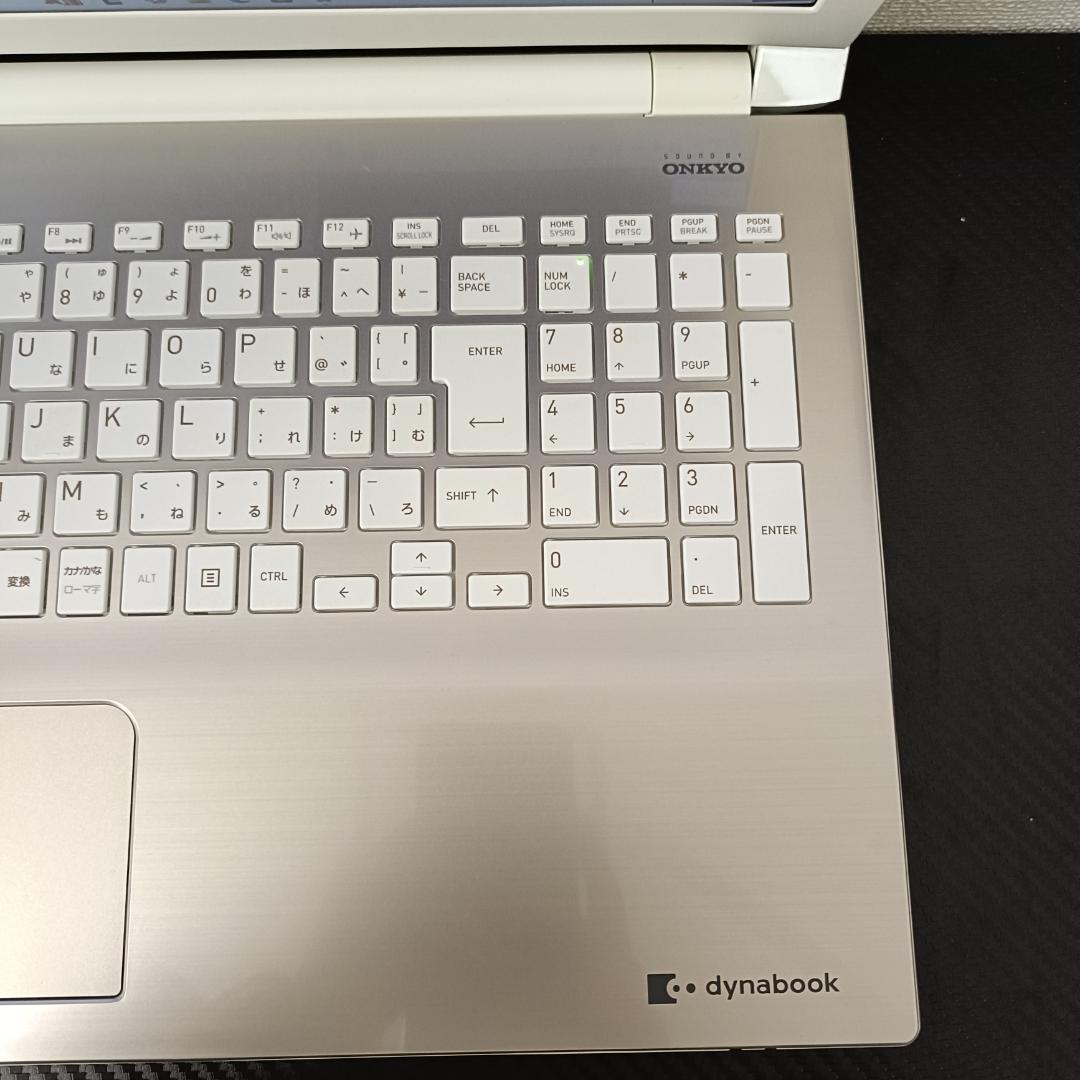 【美品】東芝 ノートPC i7 SSD メモリ8GB Windows11 薄型