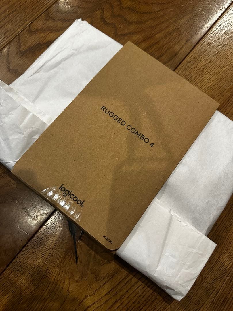 Logitech Rugged Combo 4 iPad ケース