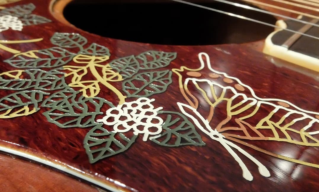 Thumb J-400 寺田楽器超希少ハードケース付き