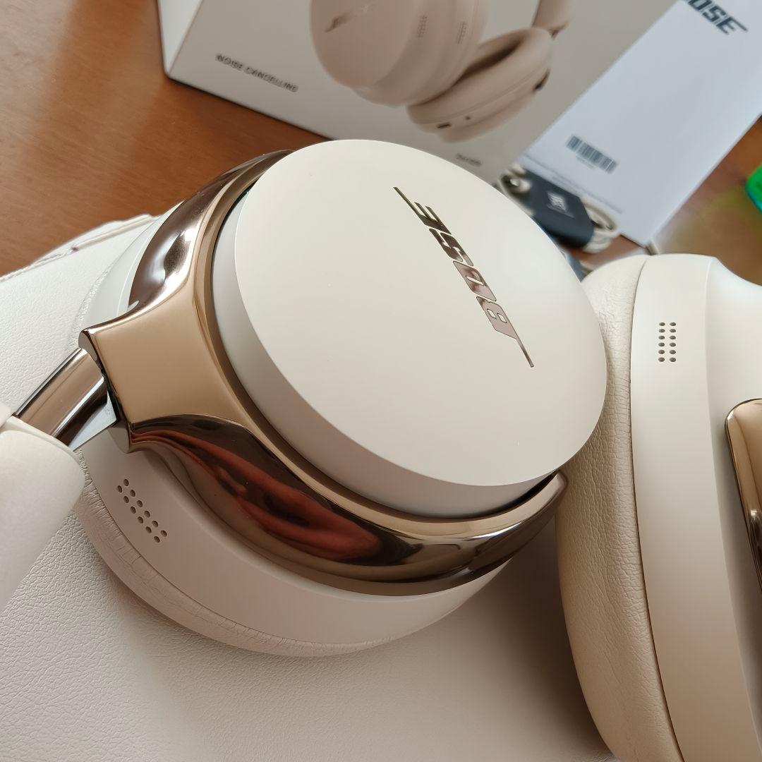 Bose QC　Ultra Headphones（第2世代）ドリフトウッドサンド