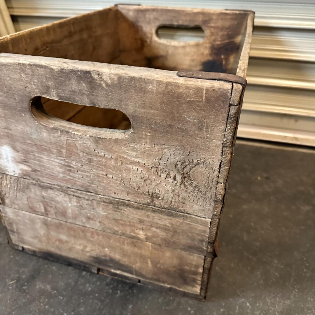 RED A ROW ヴィンテージ木箱 アメリカン雑貨