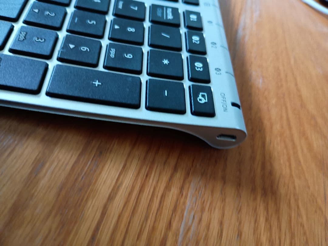 Apple MacBookpro　2016 15インチ シルバー ジャンク？