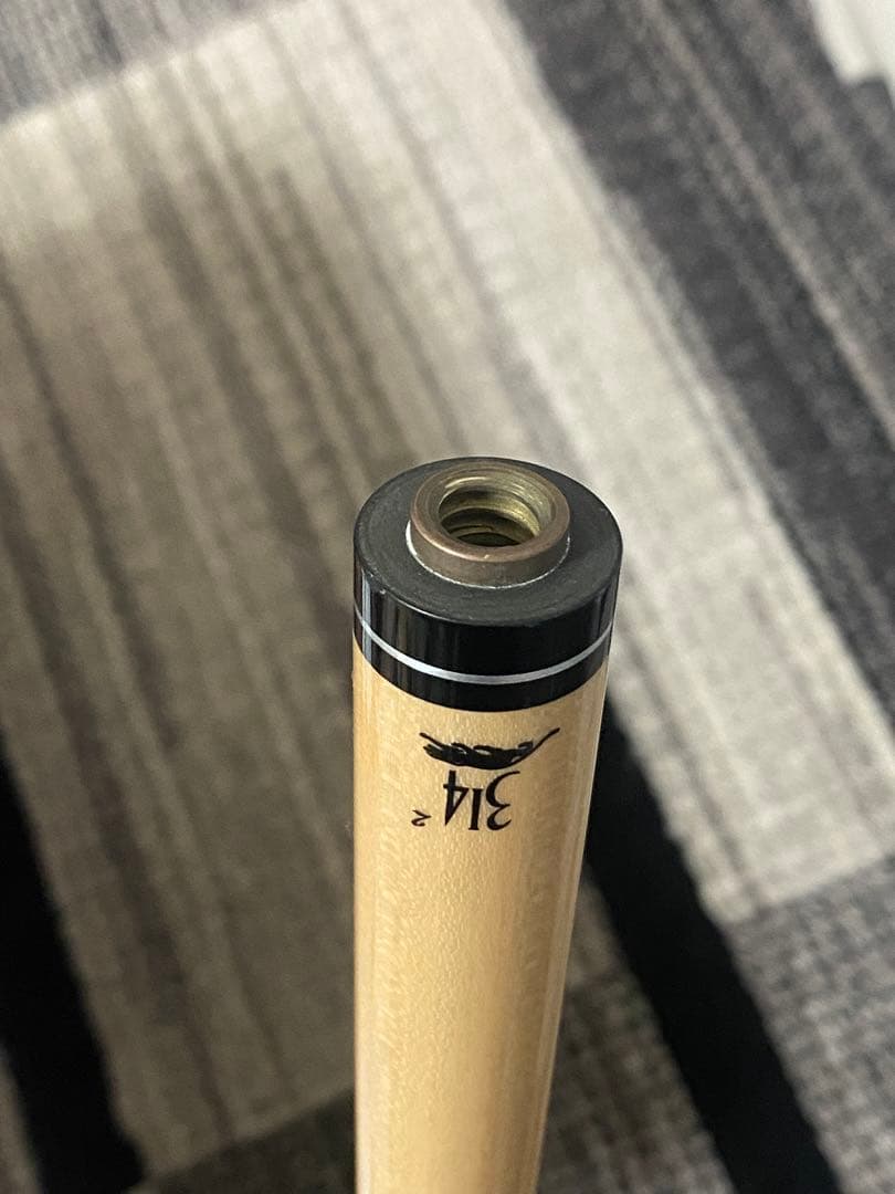 ★中古★ ビリヤードキュー プレデター IKON-1