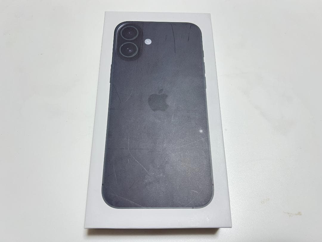 【美品】Apple iPhone16 128GB ブラック　海外版 BT89%