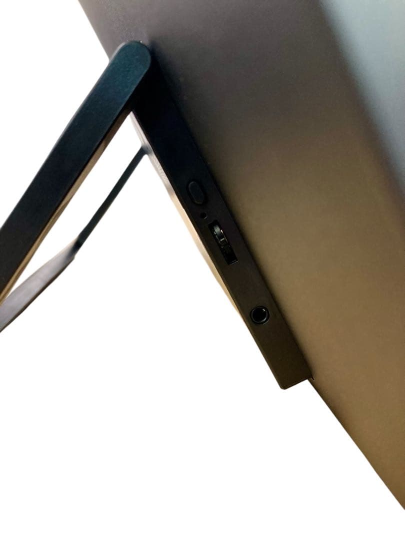 【開封済・未使用】Tpsmtdis　18.5インチポータブルモニター　ブラック①