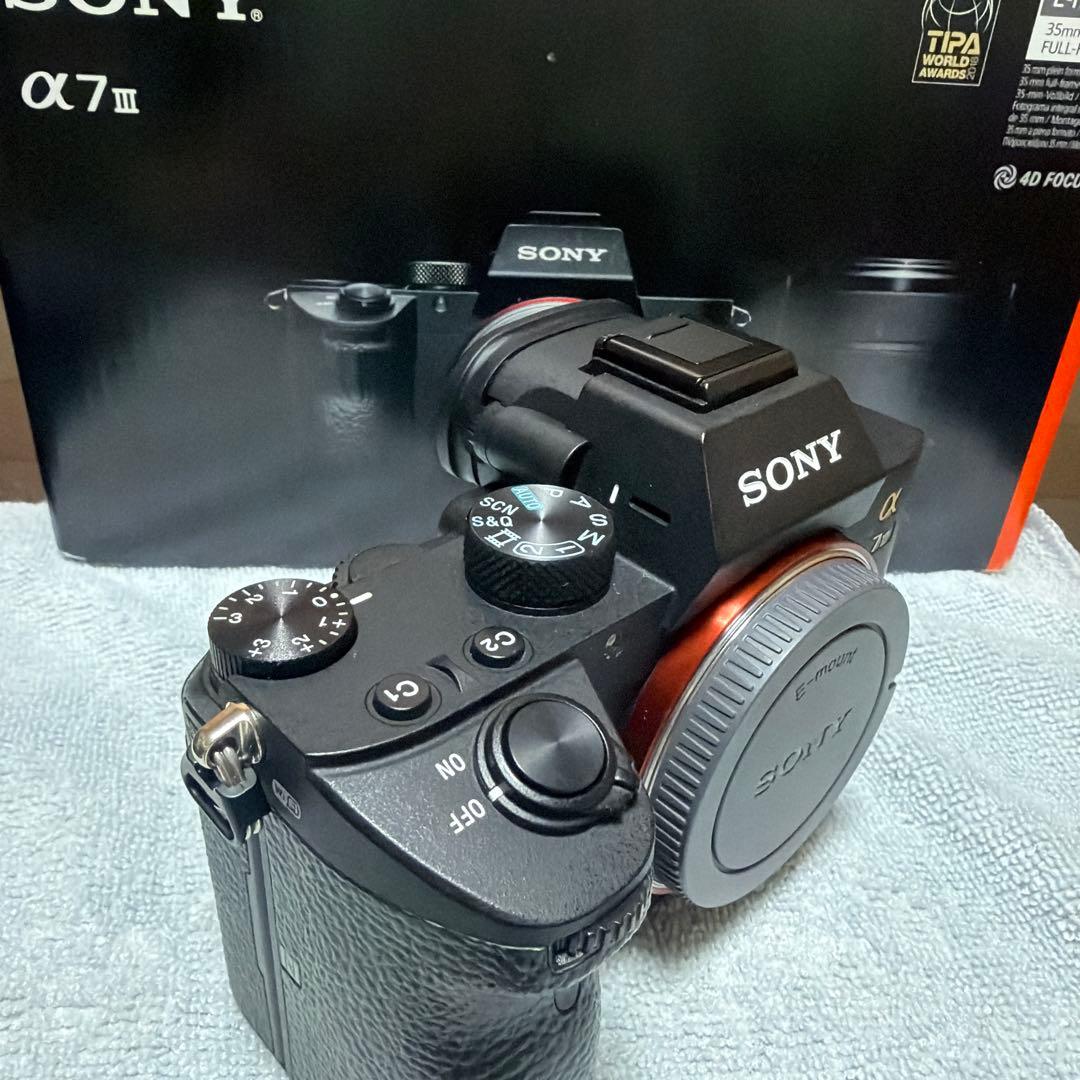 《⭐︎明日までお値下げ中⭐︎》SONY α7 III ミラーレスカメラ 本体　ボディ