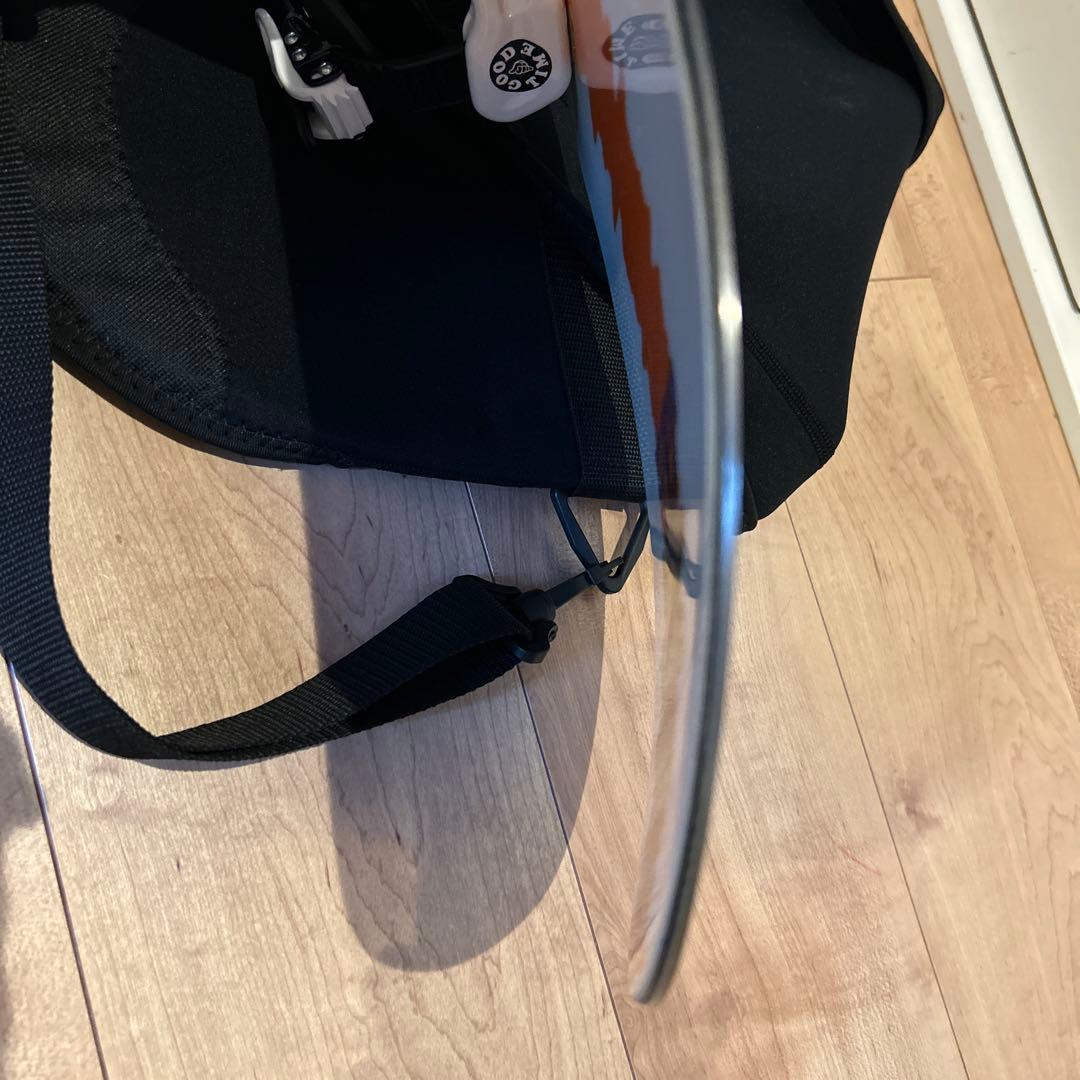 子供用スノーボードSalomon 100cm ビンディング、ケース付き