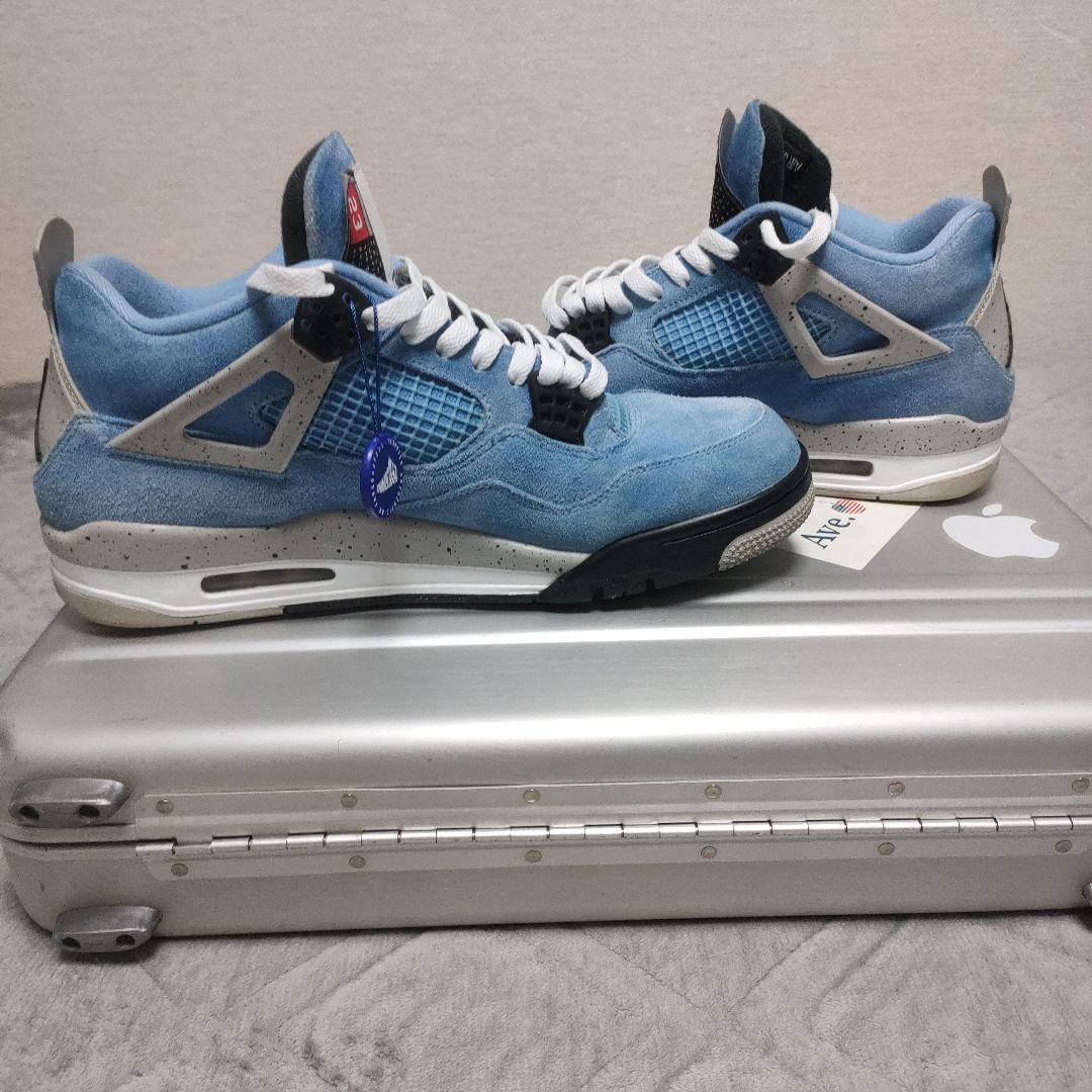 値下げ　ナイキ エアジョーダン4レトロ ユニバーシティ