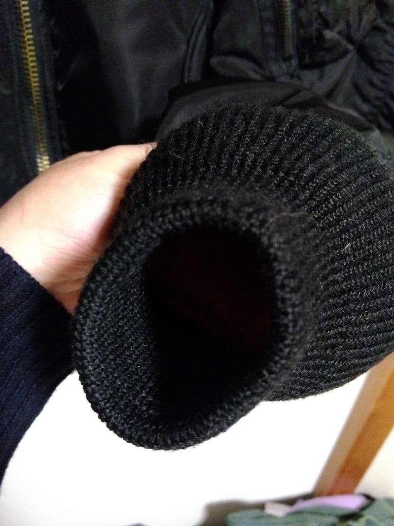 値下げ‼️AVIREX ma-1　ブラック