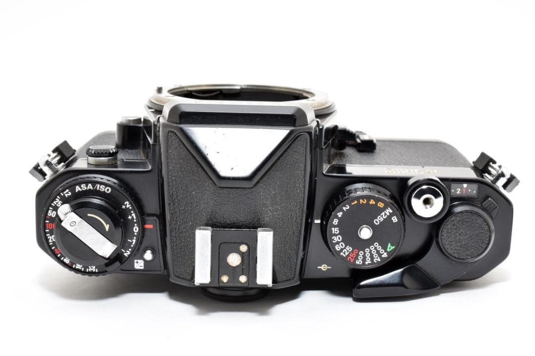 超美品 NIKON FE2 ブラック フィルムカメラ　モルト新品交換済 H242