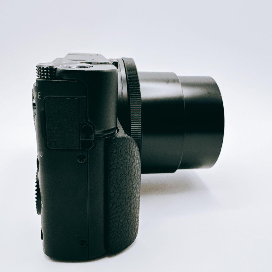 SONY Cyber-shot DSC-RX100（初代モデル)