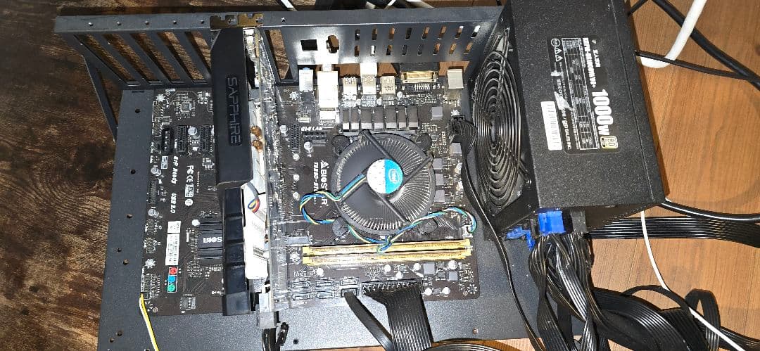 マイニングリグ　Windows10 Pro マイニング　自作　PC　ビット