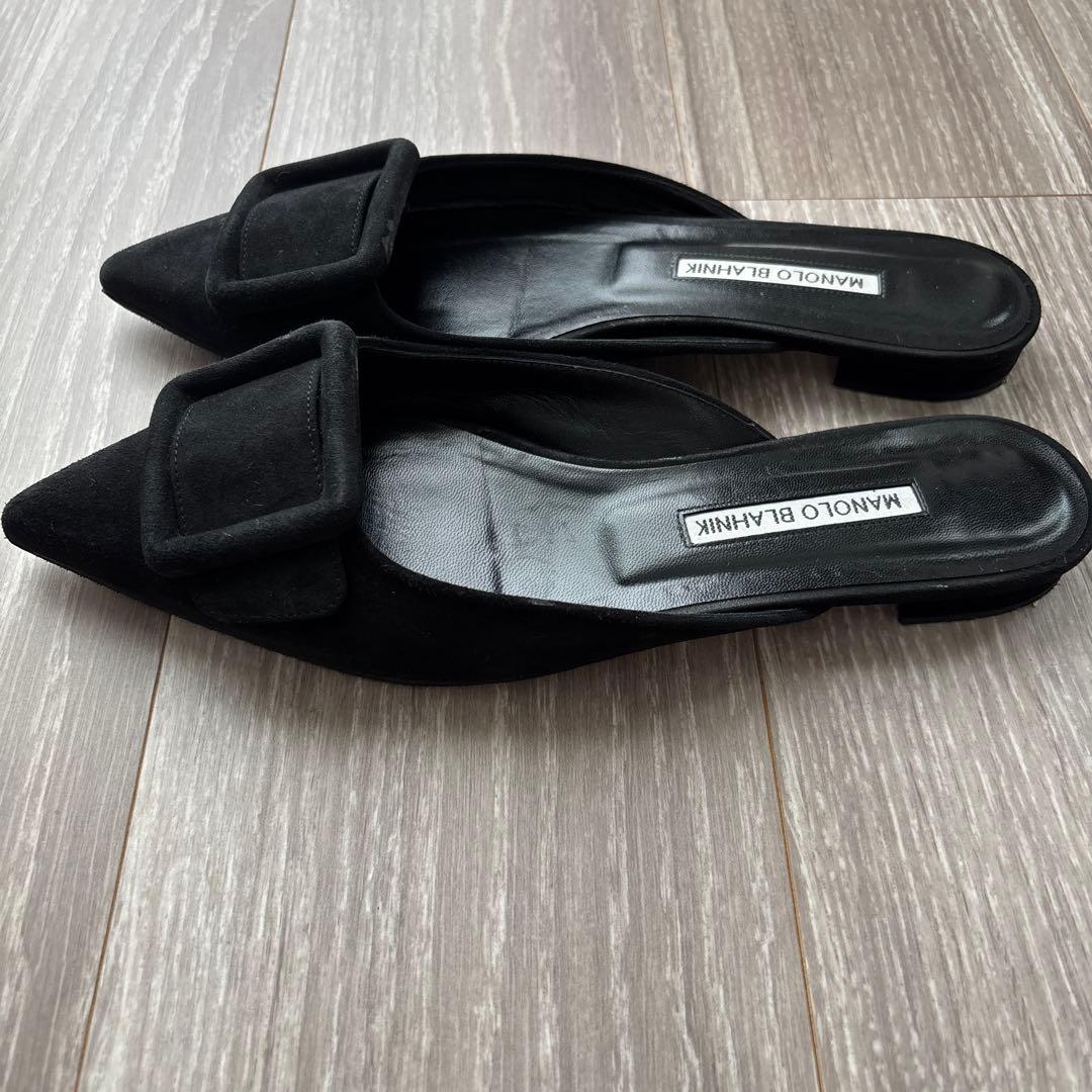 マノロブラニク メイセール フラット　ブラック　38