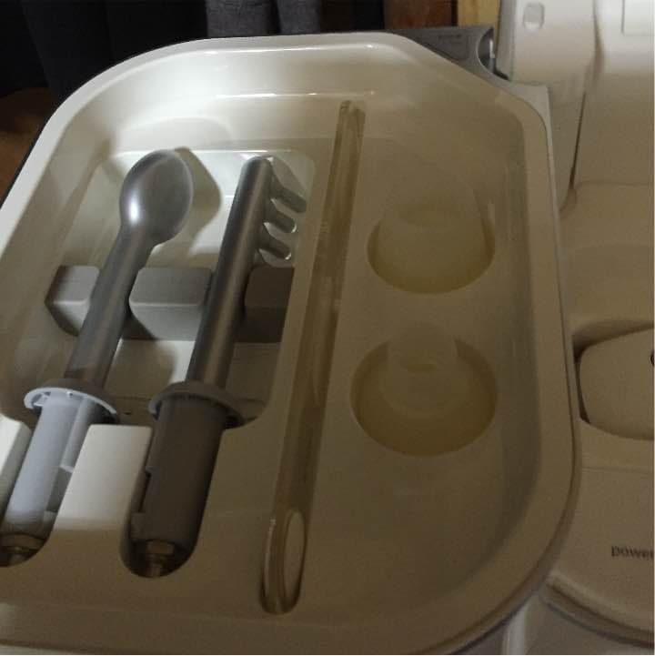 サキナダブルスチーマー美顔器