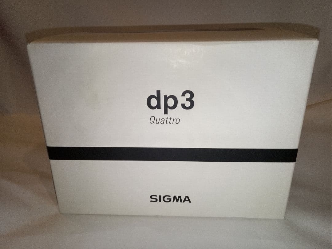 SIGMA dp3 Quattro/防護フィルター・専用クロス付/バッテリー3個