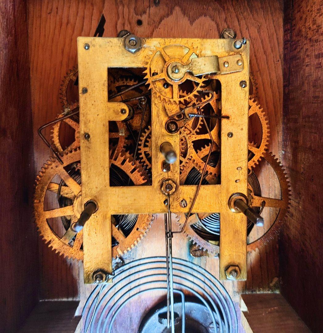 〈完動美品〉珍品　英工舎LIGHT印　鏡付き傾斜型ゼンマイ振り子掛け時計　古時計