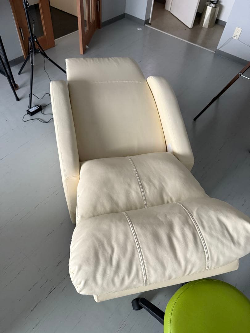 マツエク用リクライニングチェア