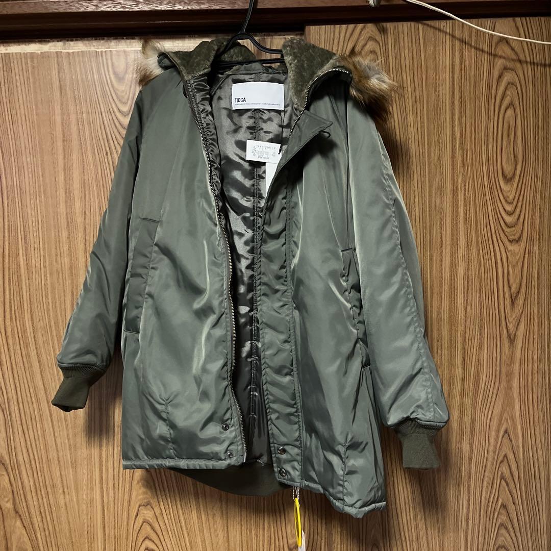 未使用品 試着のみTICCAキーチャーム付きロングN2B