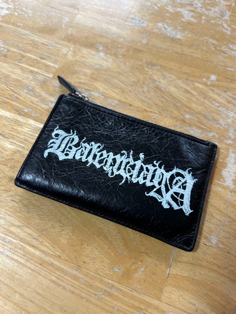 BALENCIAGA ケース